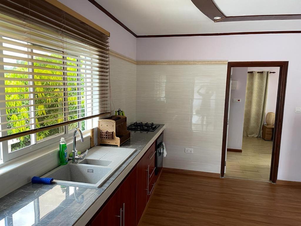 Mokara Holiday Apartment Anse Royale Exterior foto
